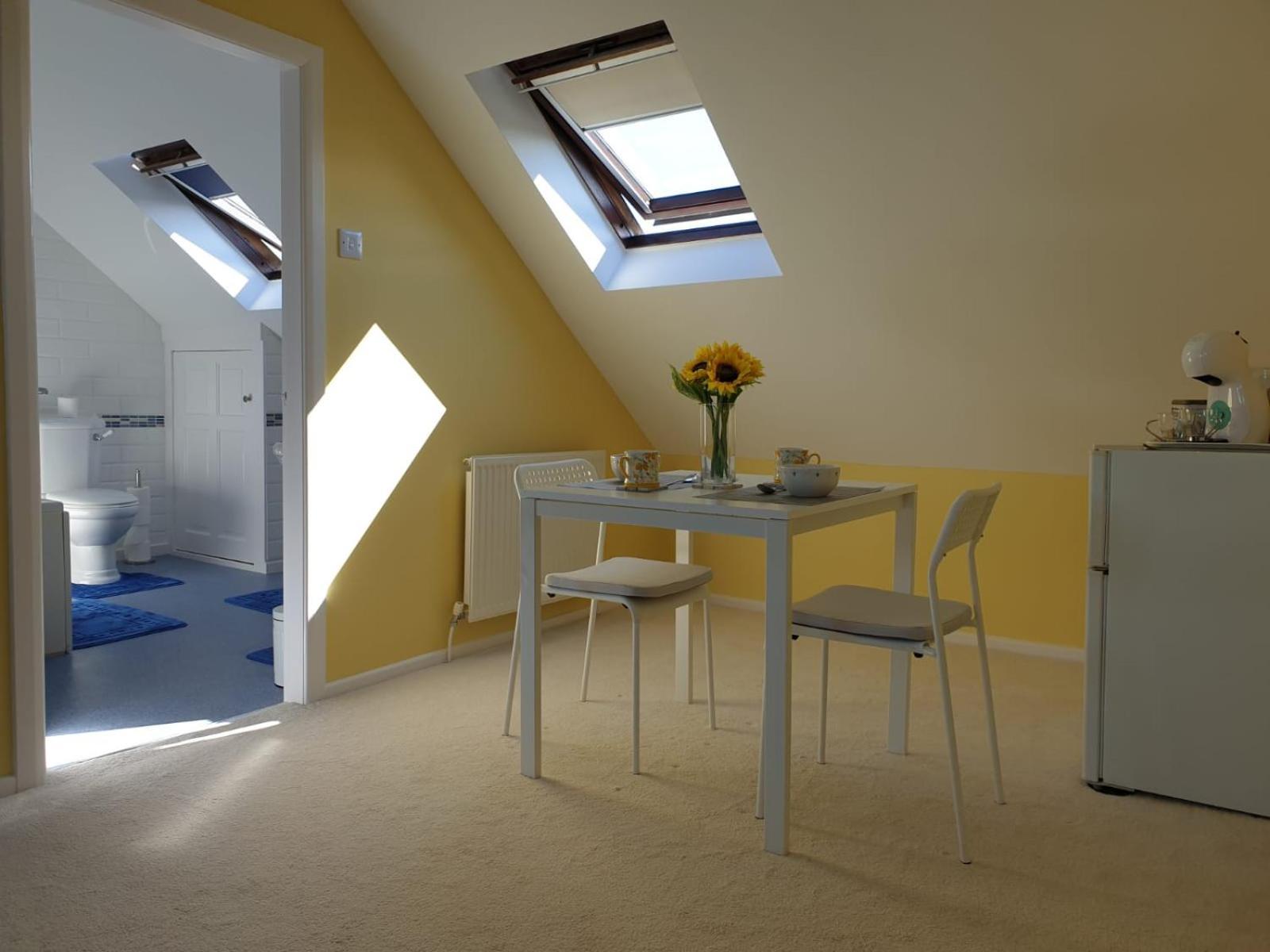 The Old Cornstore A Beautiful Suite Overlooking The Sea Drummore Exterior foto