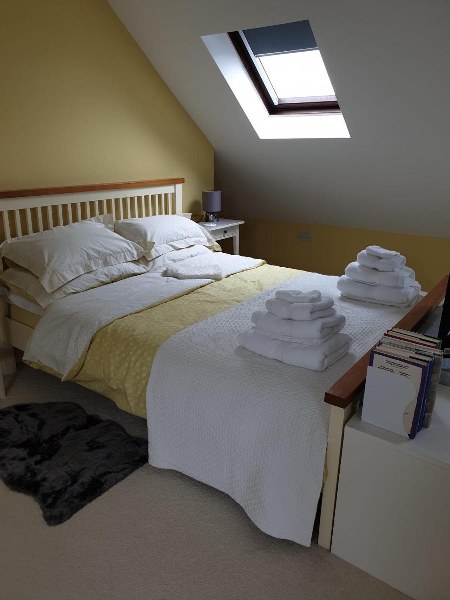 The Old Cornstore A Beautiful Suite Overlooking The Sea Drummore Exterior foto